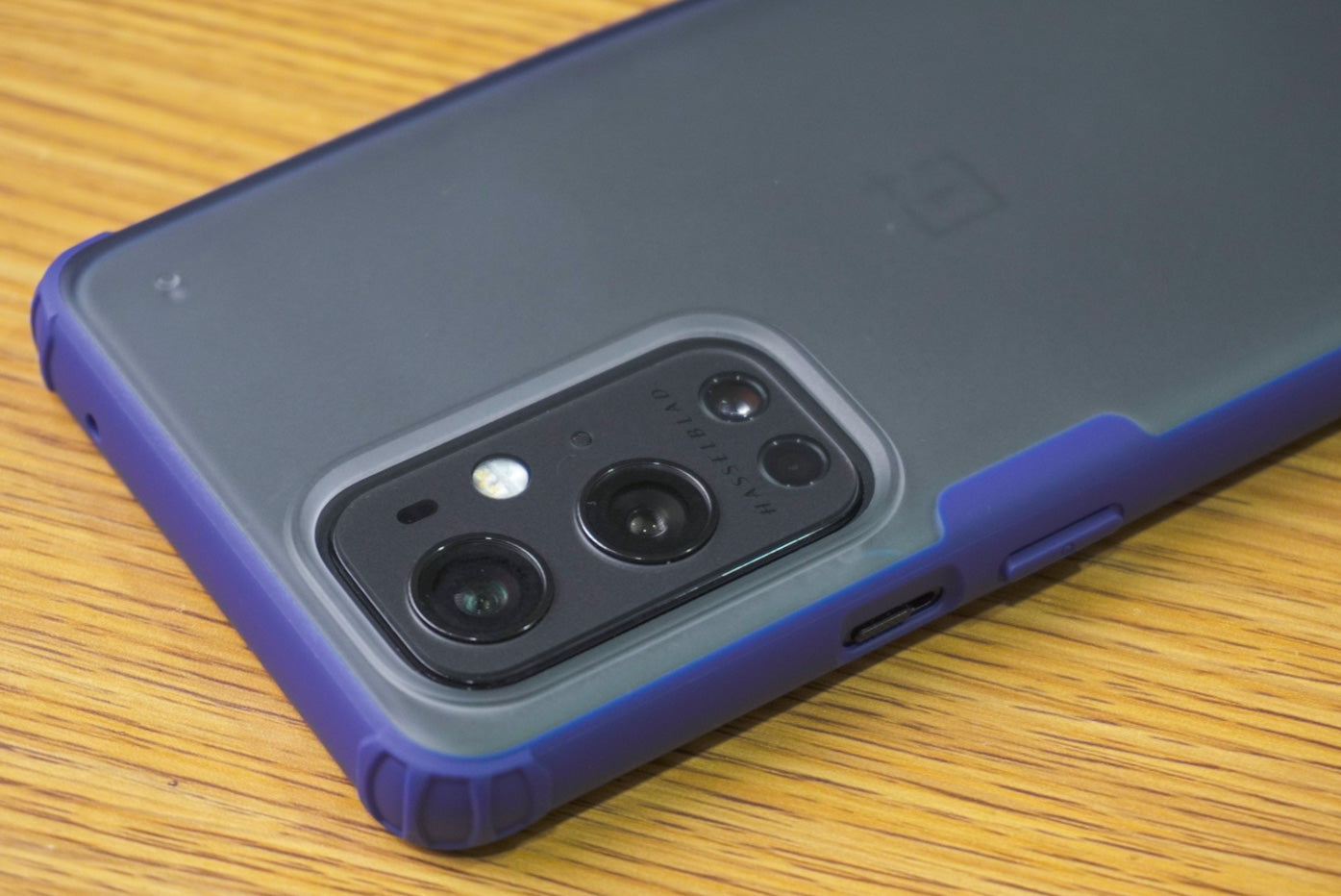 OnePlus 9 Pro Matte Armor Case/Tempered Glass - glazeit