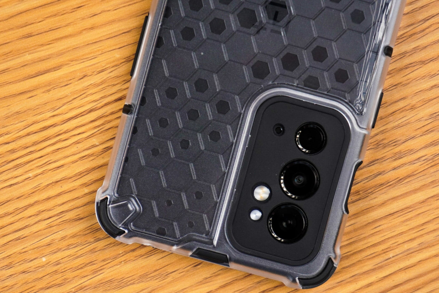 OnePlus 9RT 2.5D Curved Tempered Glass/Rugged Armor Case