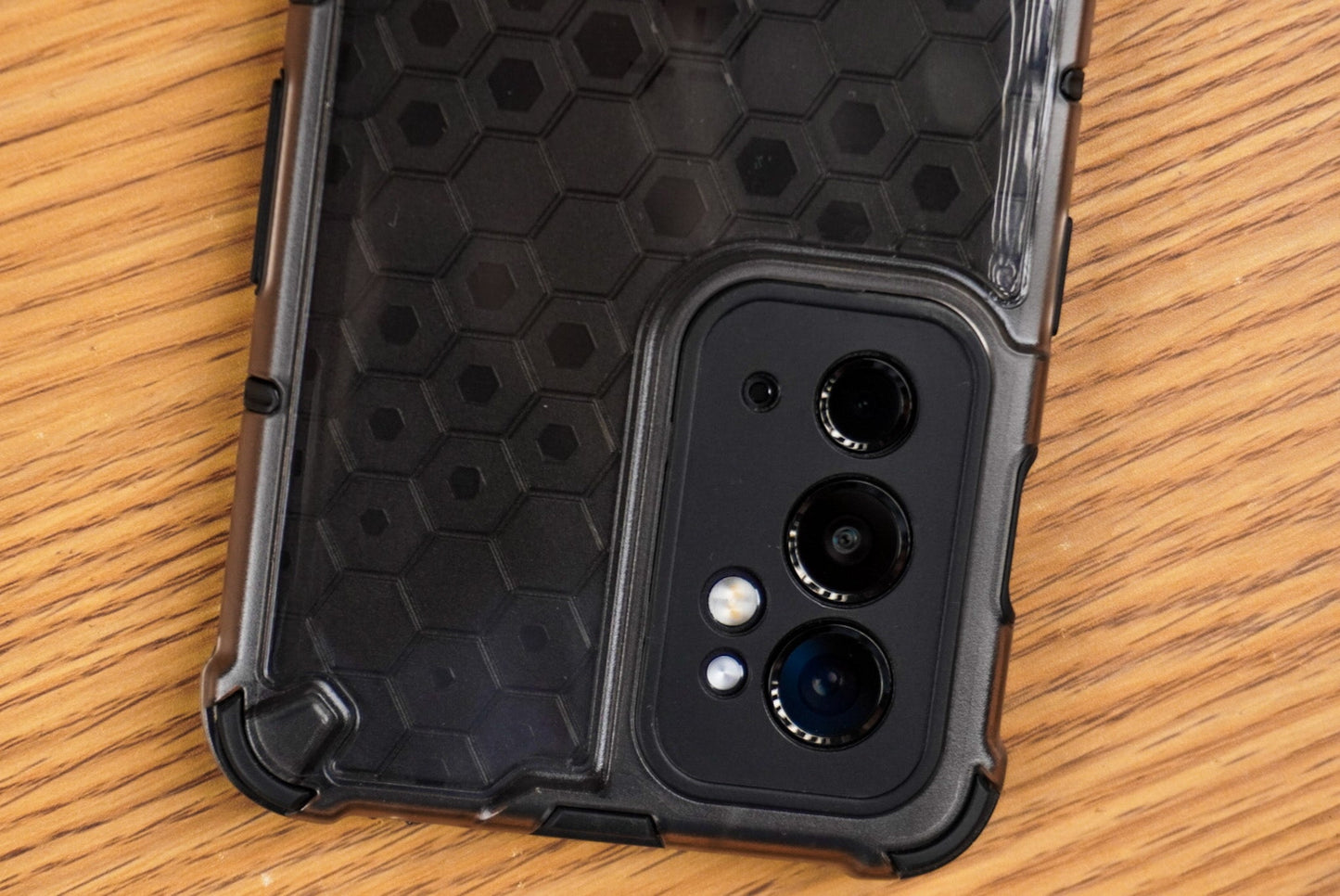 OnePlus 9RT 2.5D Curved Tempered Glass/Rugged Armor Case